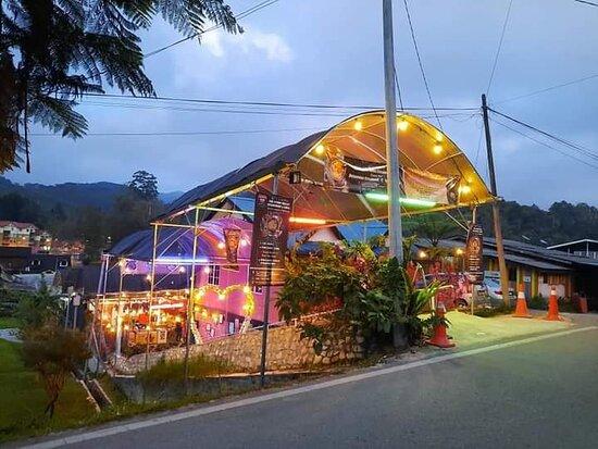 DeBamboo Steamboat & Grill
